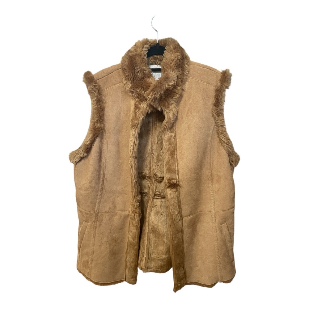 26.) Ultra Suede Faux Fur Vest XL